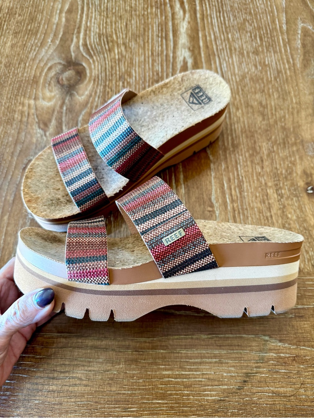 Reef multi stripe Cushion Vista Higher platform slides 8 - Picture 4 of 13